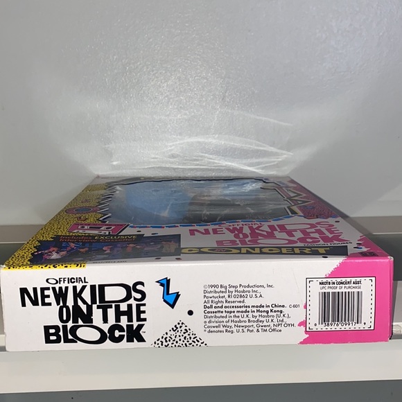 1990 Vintage New Kids On The Block Danny Doll 12” & Assorted Trading Cards - Picture 7 of 14